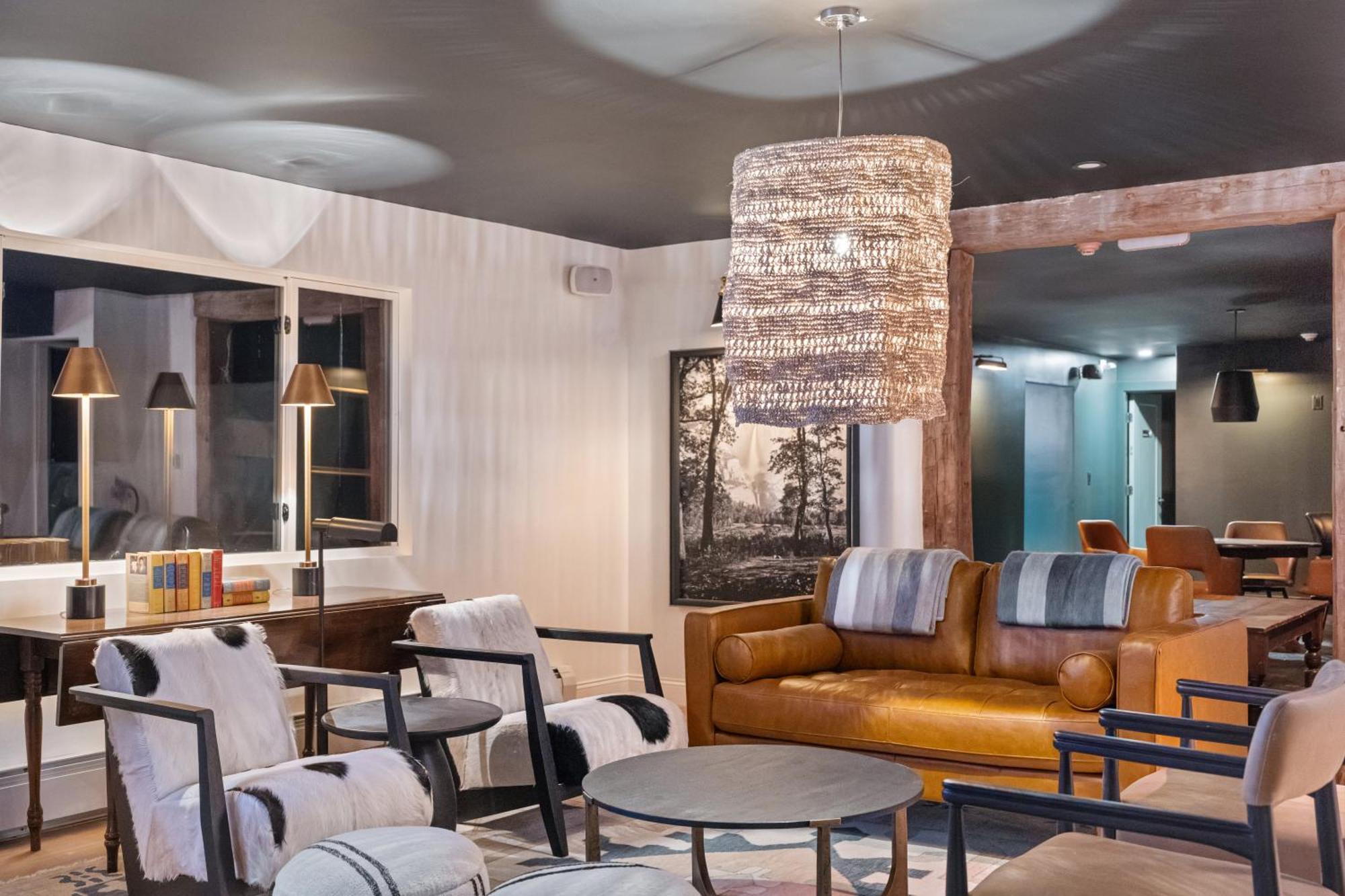 Inn At Mount Snow ウェスト・ドーバー エクステリア 写真