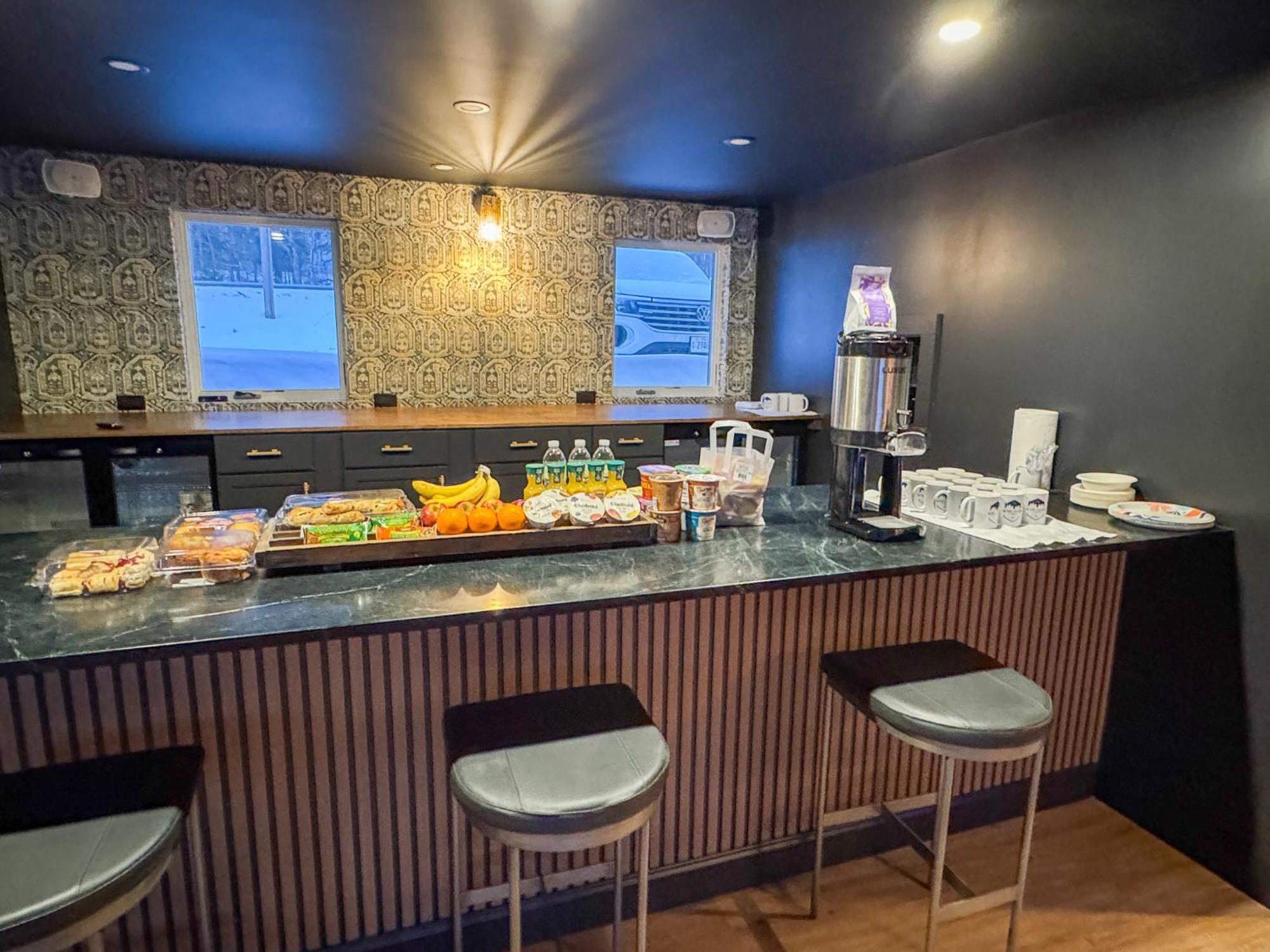 Inn At Mount Snow ウェスト・ドーバー エクステリア 写真