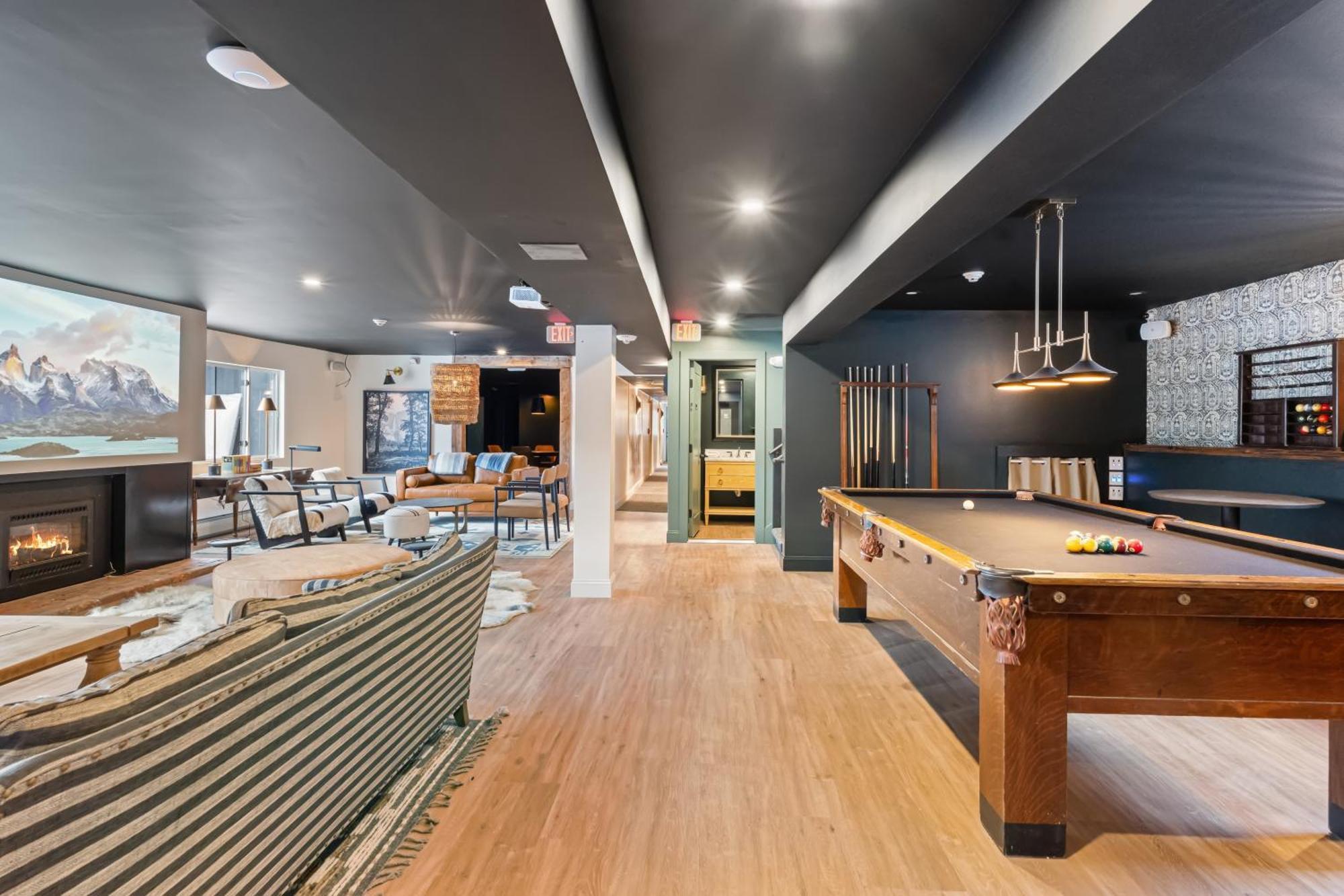 Inn At Mount Snow ウェスト・ドーバー エクステリア 写真