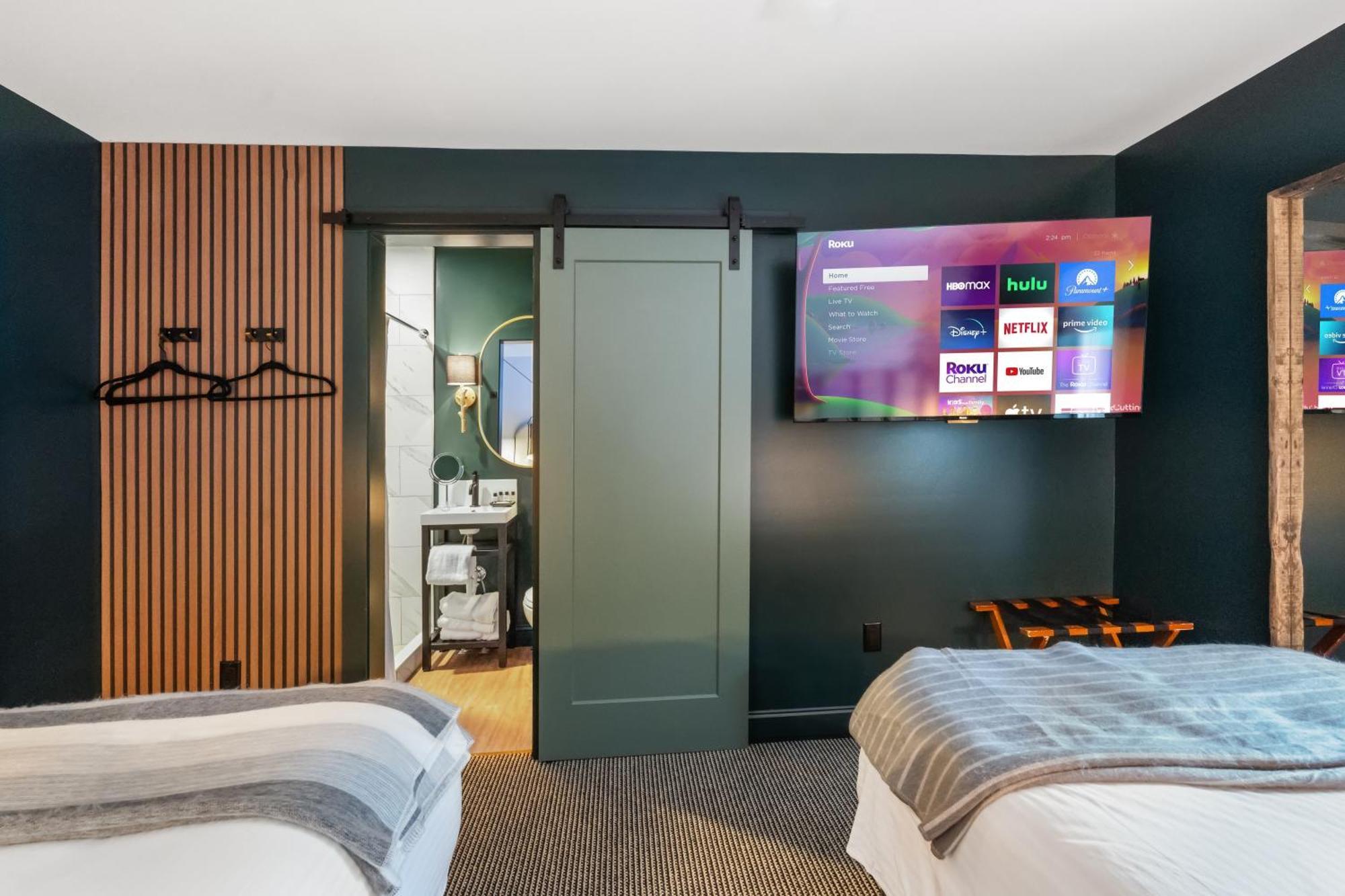 Inn At Mount Snow ウェスト・ドーバー エクステリア 写真