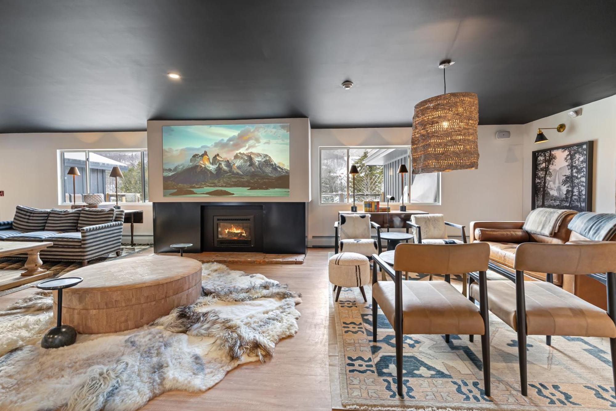 Inn At Mount Snow ウェスト・ドーバー エクステリア 写真